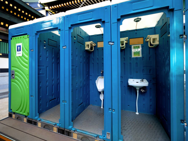 Best Luxury portable toilet rental  in Lifornia City, CA